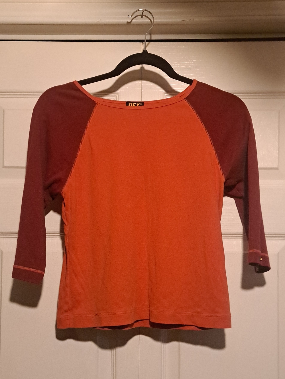 🩸Dex-Orange Tee with Black Label Detail Sporty  casual and funky Cute Fit